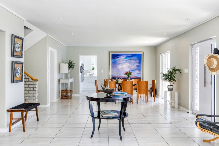 To Let 5 Bedroom Property for Rent in Camps Bay Western Cape